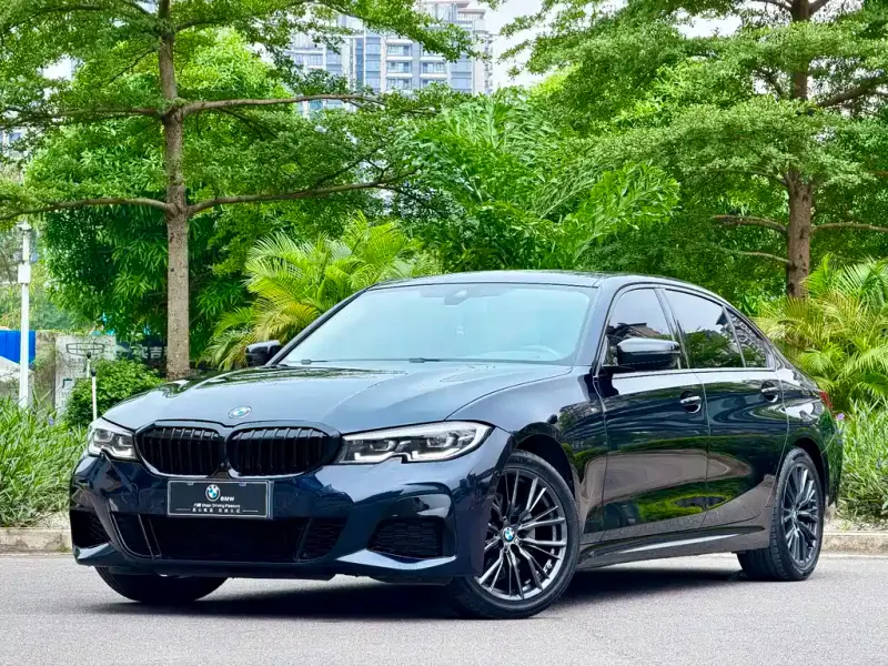 BMW 3 Series, 2022