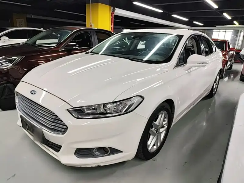 Ford Mondeo, 2015 — фото 1