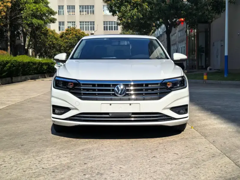 Volkswagen Sagitar, 2020