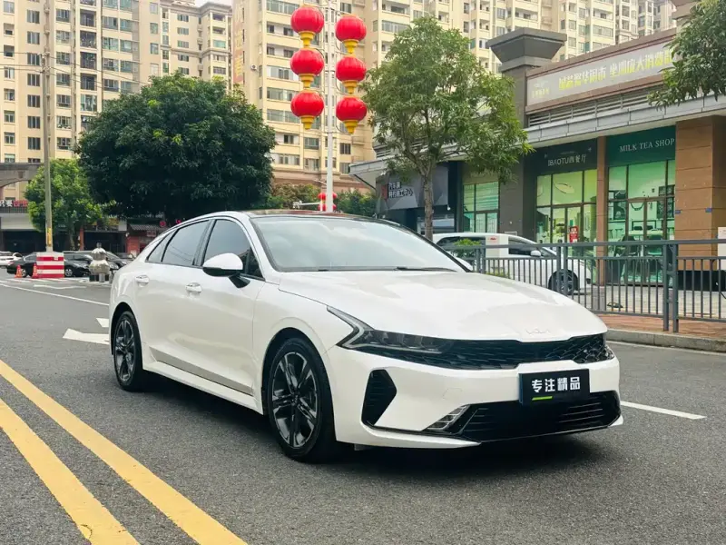 Kia K5, 2022