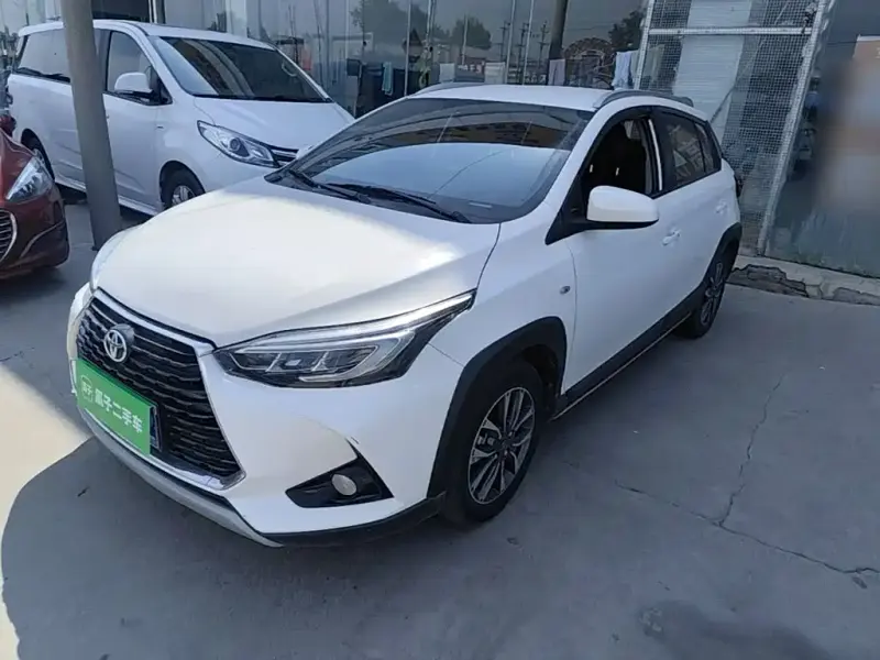 Toyota Yaris L, 2022