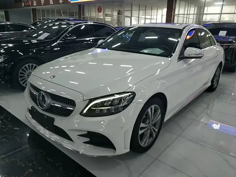 Mercedes-Benz C-Class, 2020