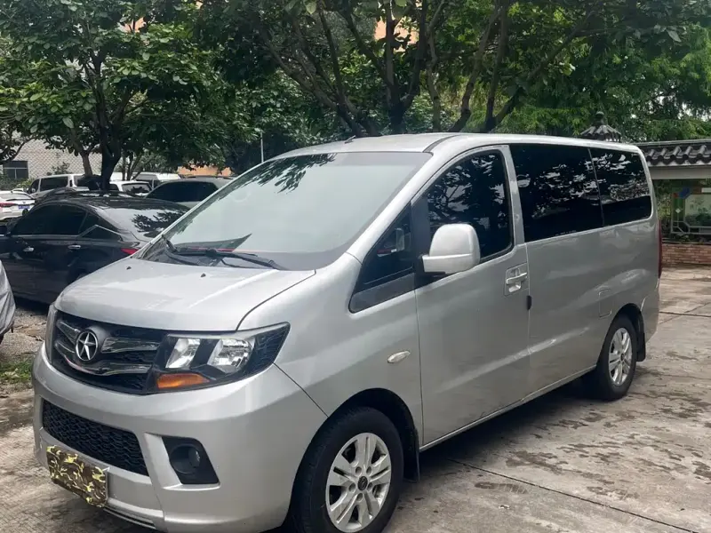 JAC Refine Refine M3, 2015
