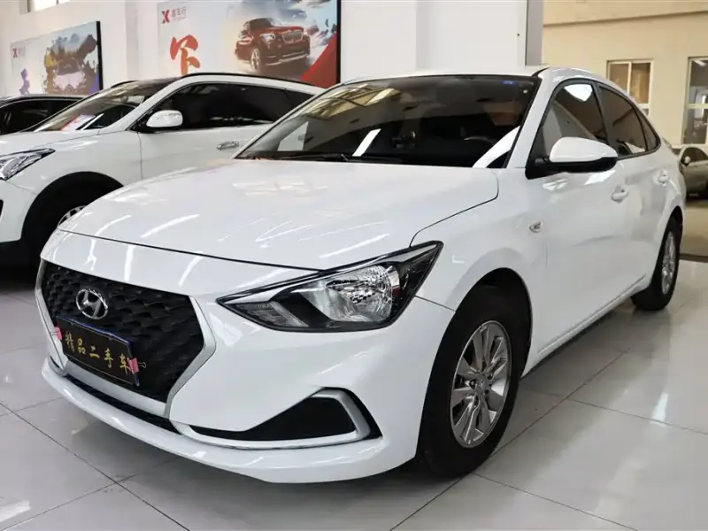 Hyundai Elantra, 2022