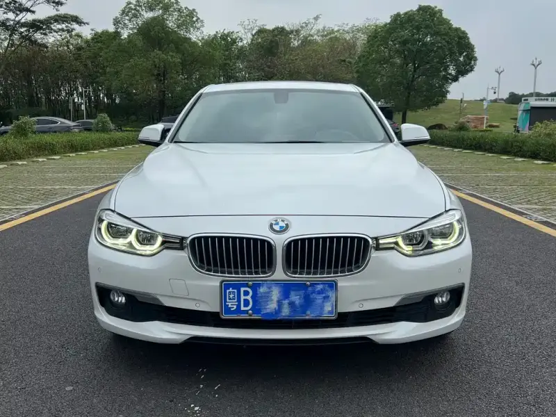 BMW 3 Series, 2018