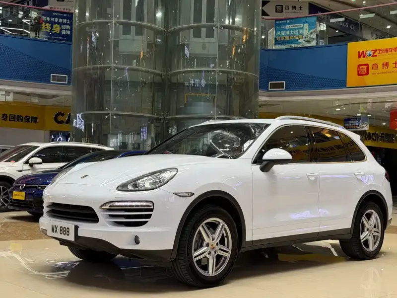 Porsche Cayenne, 2013