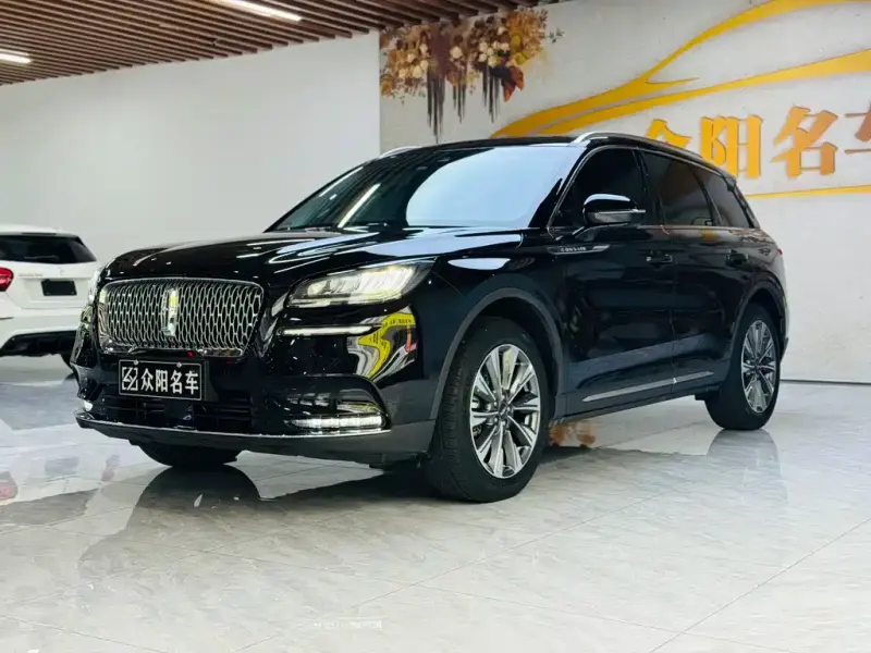 Lincoln Corsair, 2021