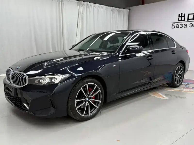 BMW 3 Series, 2022