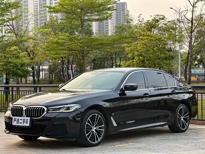 BMW 5 Series, 2023