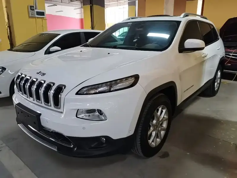 Jeep Cherokee, 2016