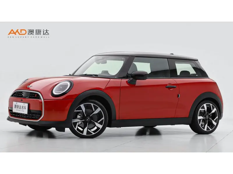 MINI MINI, 2025
