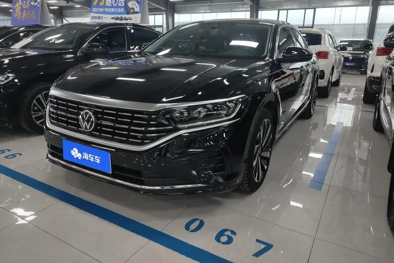 Volkswagen Passat, 2022