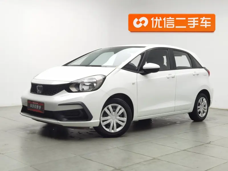 Honda Fit 1.5L CVT Trendy Edition, 2023 — фото 1
