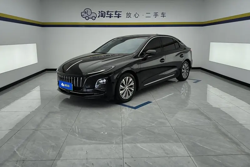 Hongqi E-QM5, 2023