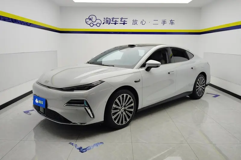 Galaxy Xingyao 8 PHEV, 2025