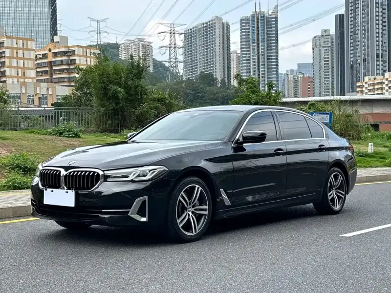 BMW 5 Series, 2022