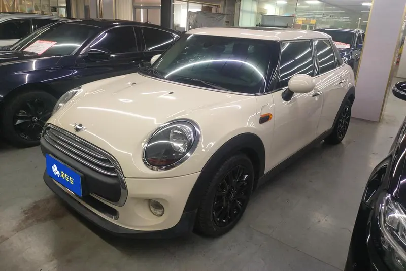 MINI MINI, 2018