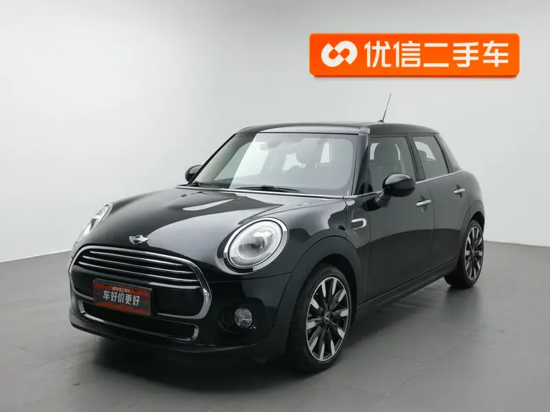 MINI MINI, 2016