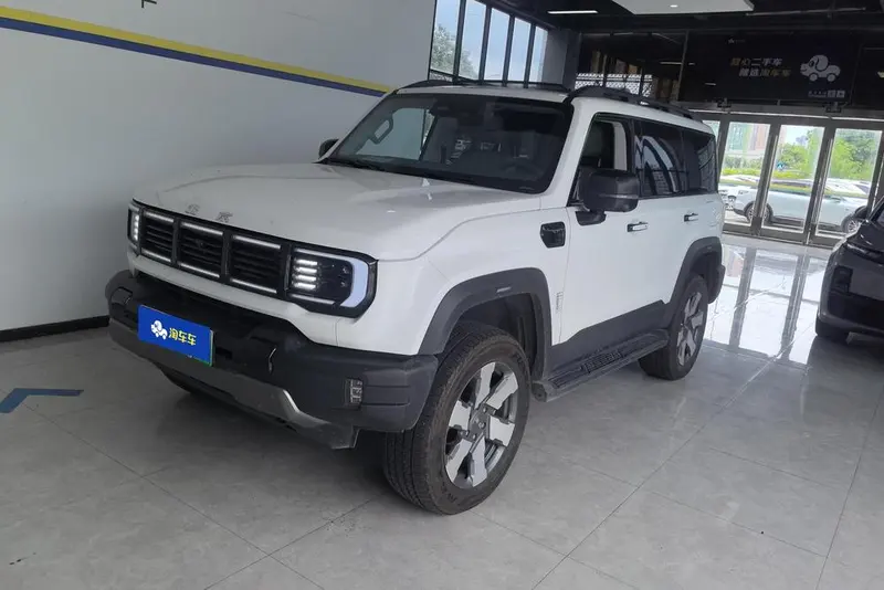 Beijing Off-Road BJ40 EREV, 2025