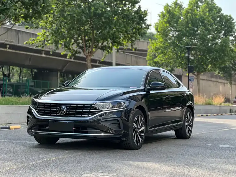 Volkswagen Passat, 2024