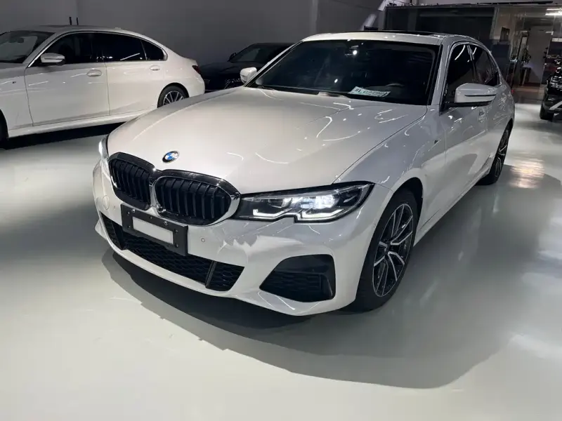 BMW 3 Series, 2021