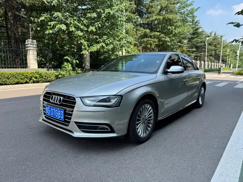 Audi A4L, 2015