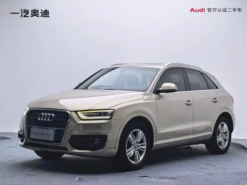 Audi Q3, 2015