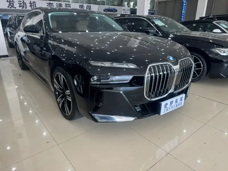 BMW 7 Series, 2023