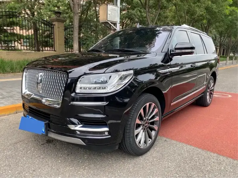 Lincoln Navigator, 2019