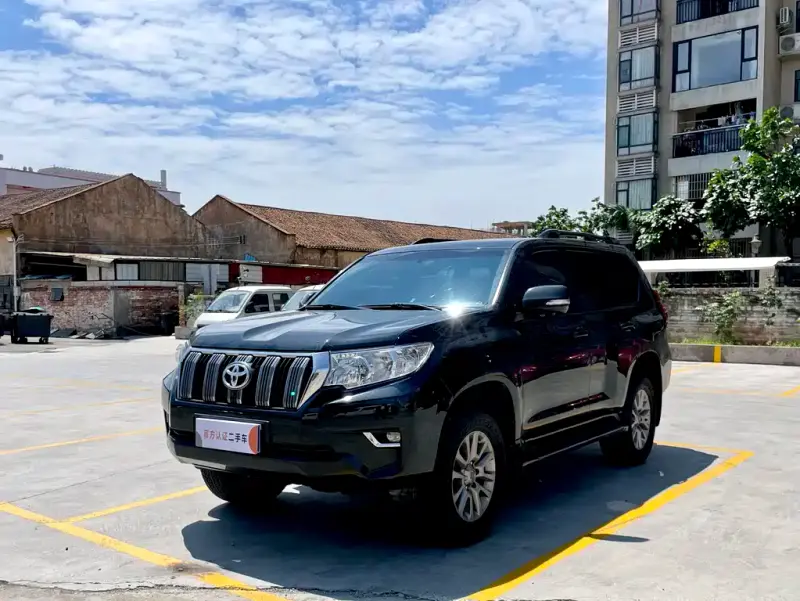 Toyota Prado (Import), 2019 — фото 1