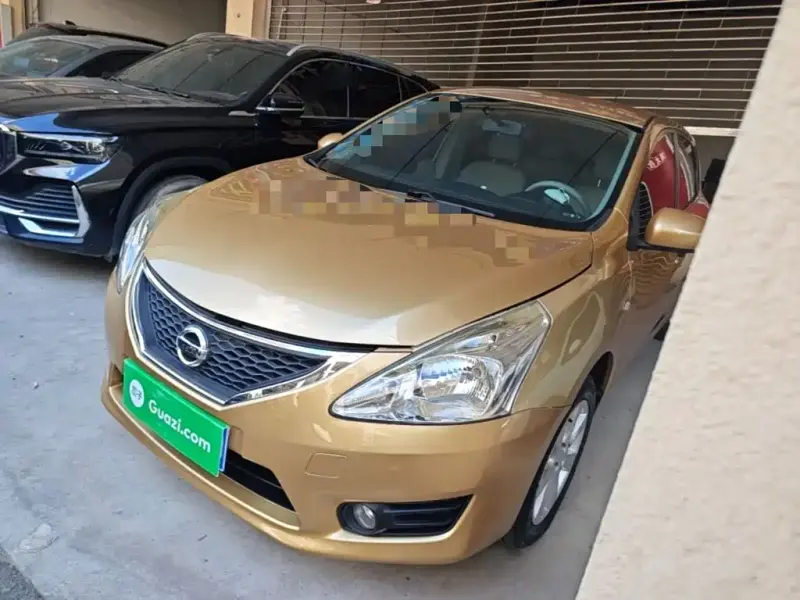 Nissan Tiida, 2015