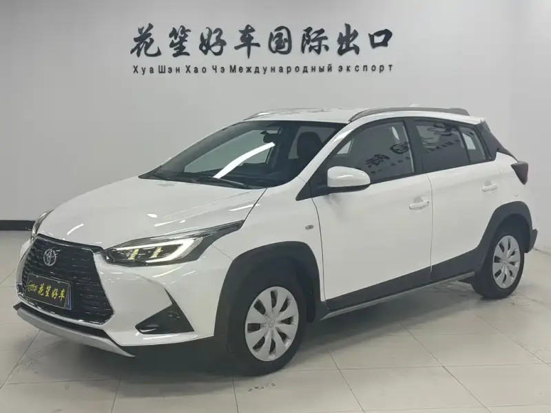 Toyota Yaris L, 2023
