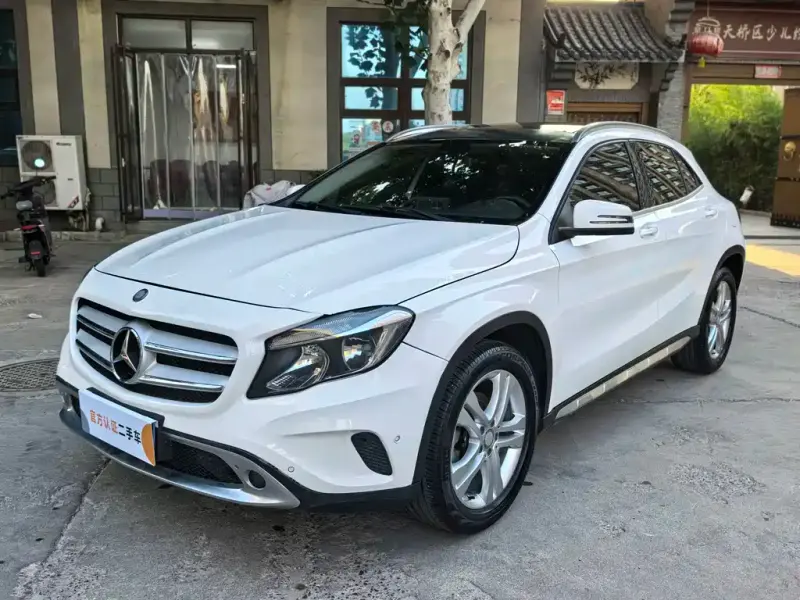 Mercedes-Benz GLA, 2016