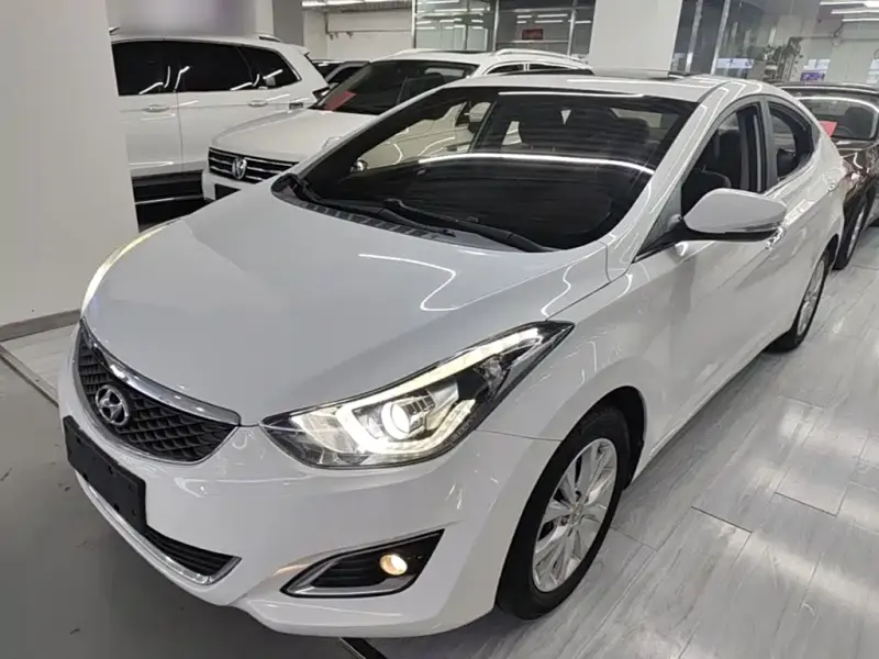 Hyundai Elantra Langdong, 2016