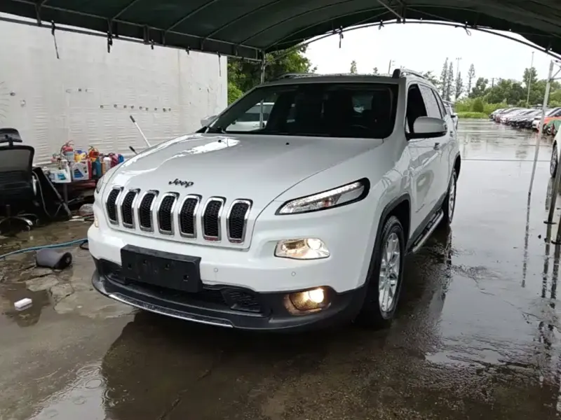 Jeep Cherokee, 2016