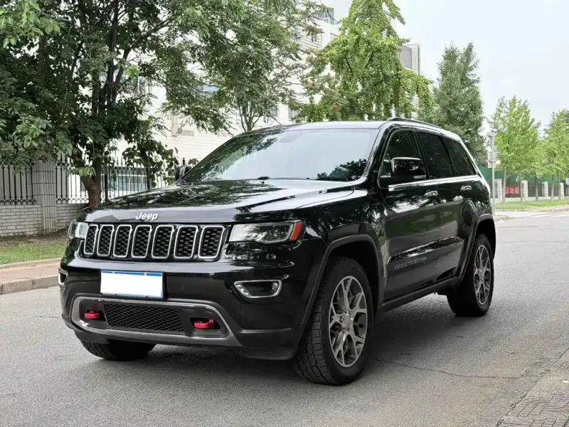 Jeep Grand Cherokee (Import), 2022