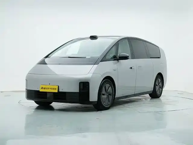 Li Auto Li MEGA, 2024