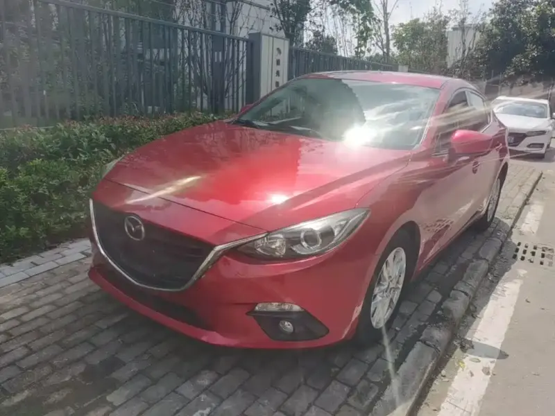 Mazda 3 Axela, 2016