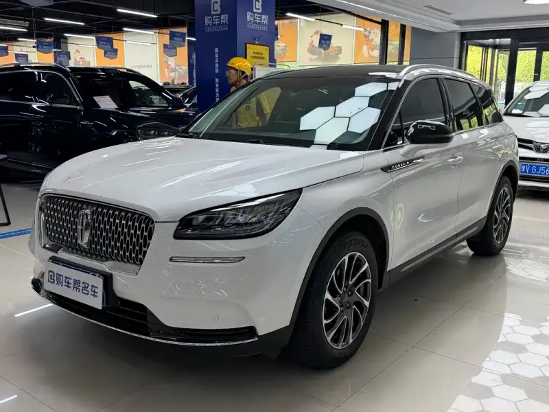 Lincoln Corsair, 2022