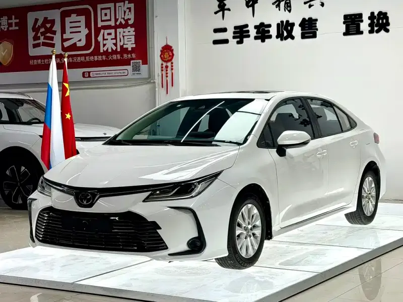 Toyota Corolla, 2022 — фото 1