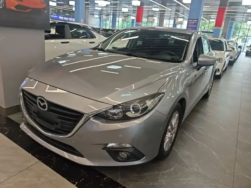Mazda 3 Axela, 2016