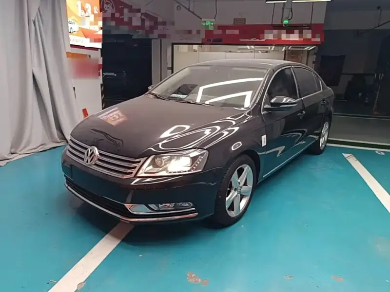 Volkswagen Magotan, 2015