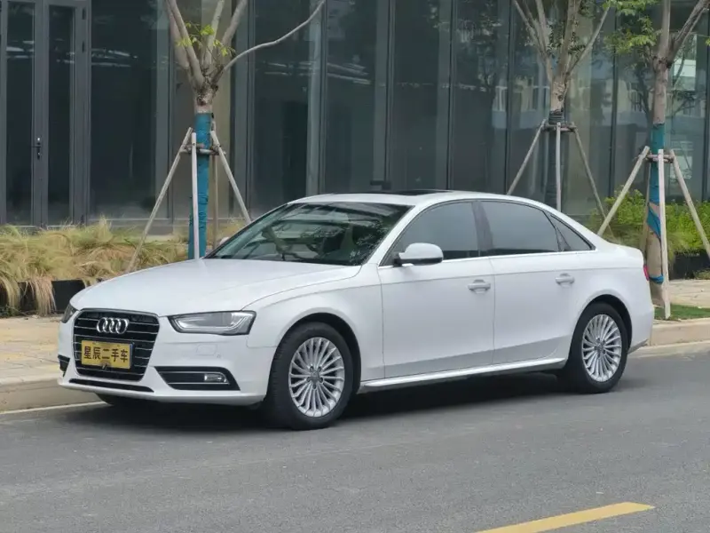 Audi A4L, 2016