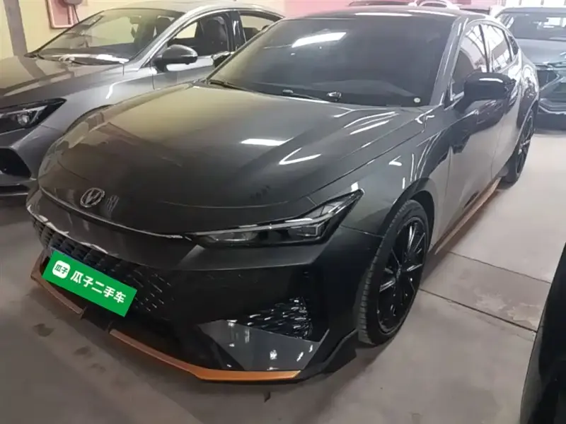 Changan UNI-V, 2025