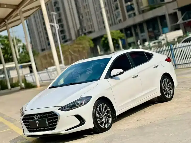Hyundai Elantra, 2020