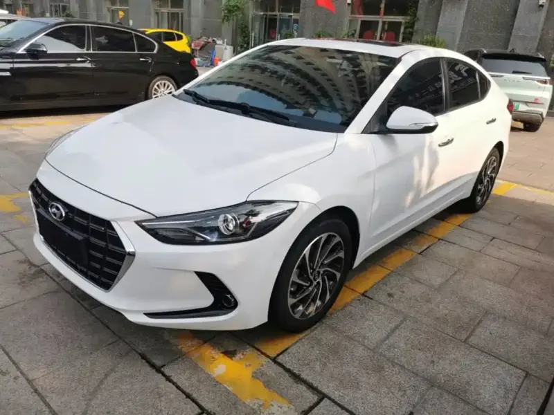 Hyundai Elantra, 2019