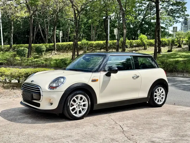 MINI Mini, 2015