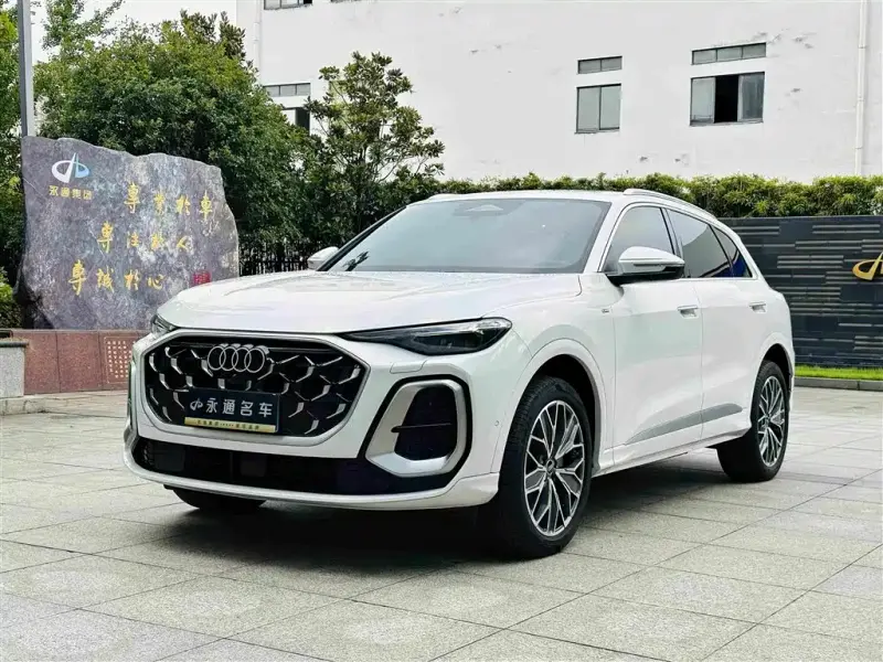 Audi Q5L, 2025