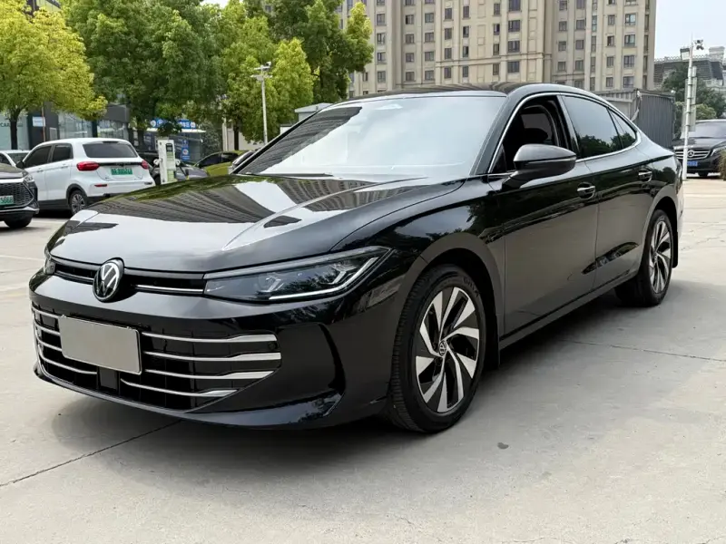 Volkswagen Passat, 2025