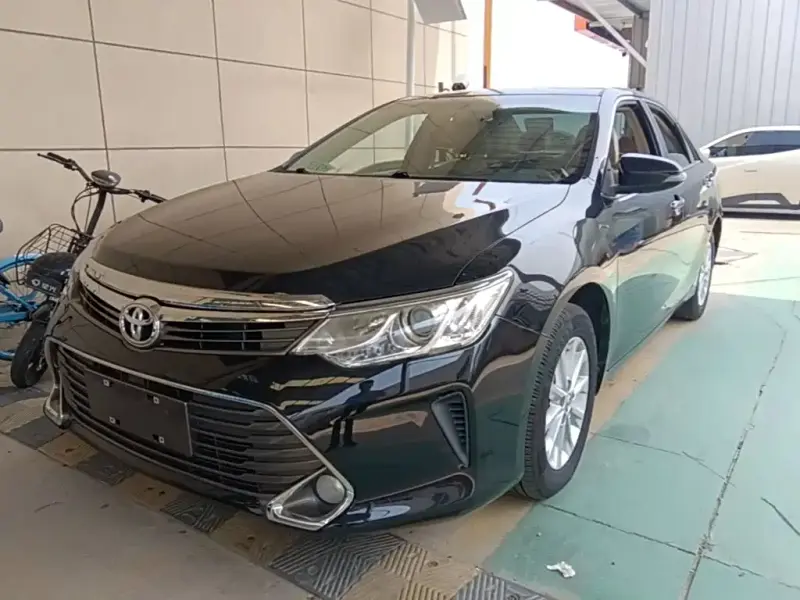 Toyota Camry, 2015